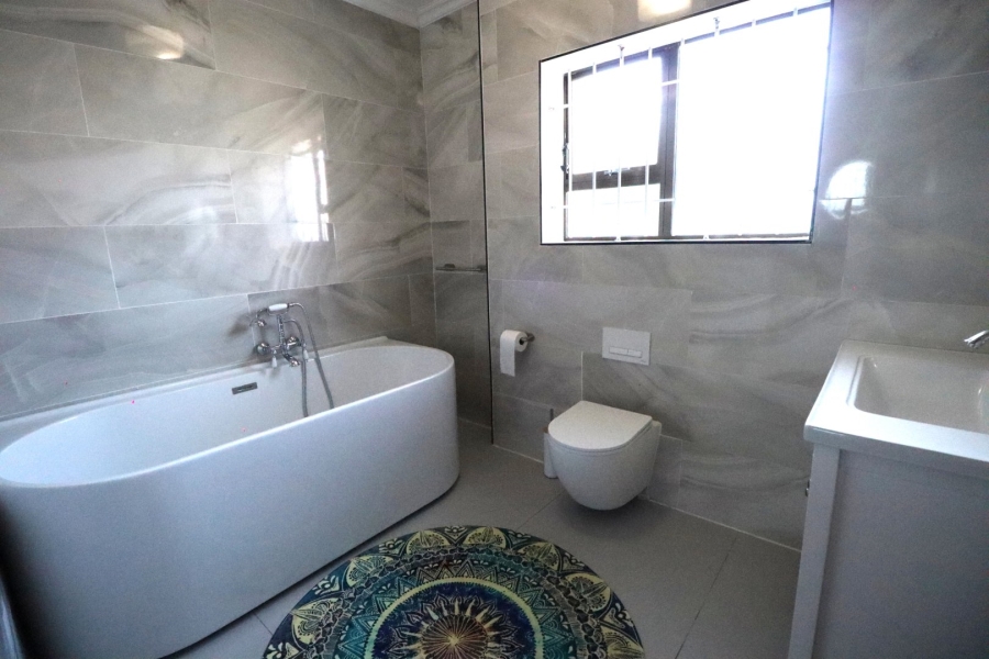 4 Bedroom Property for Sale in Amsterdamhoek Eastern Cape